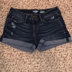Juniors Size 7 Levi Jean Shorts